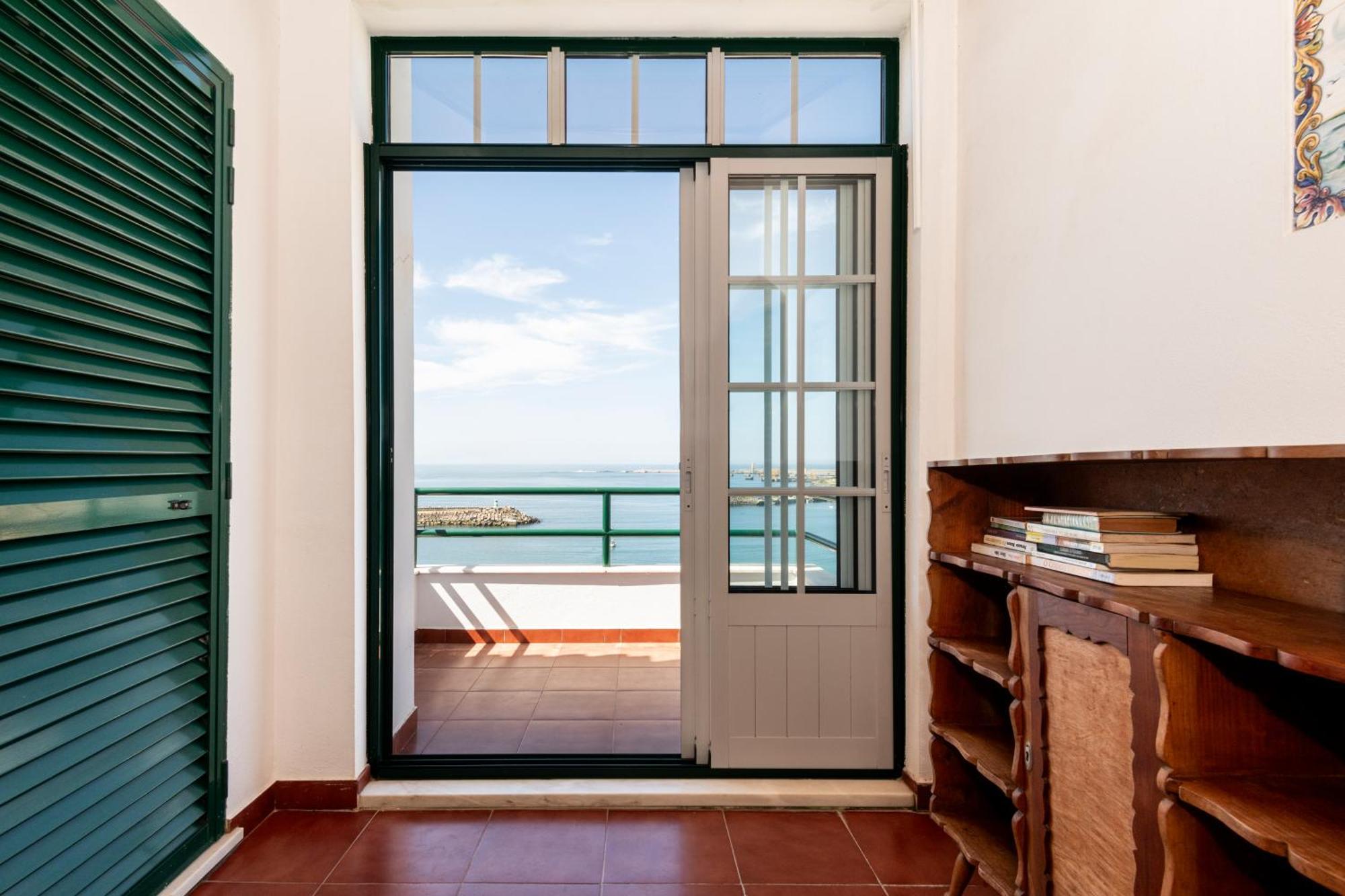 Sines Beach Front Villa ภายนอก รูปภาพ