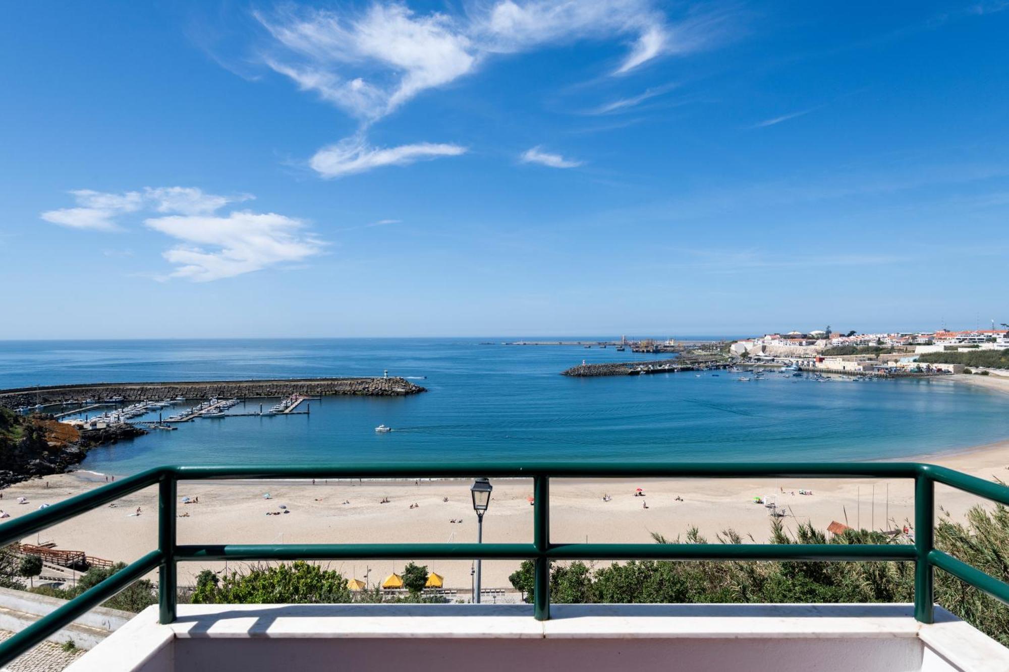 Sines Beach Front Villa ภายนอก รูปภาพ